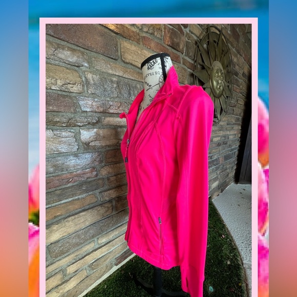 ❤️‍🔥Tangerine Athletic Jacket - Picture 8 of 11